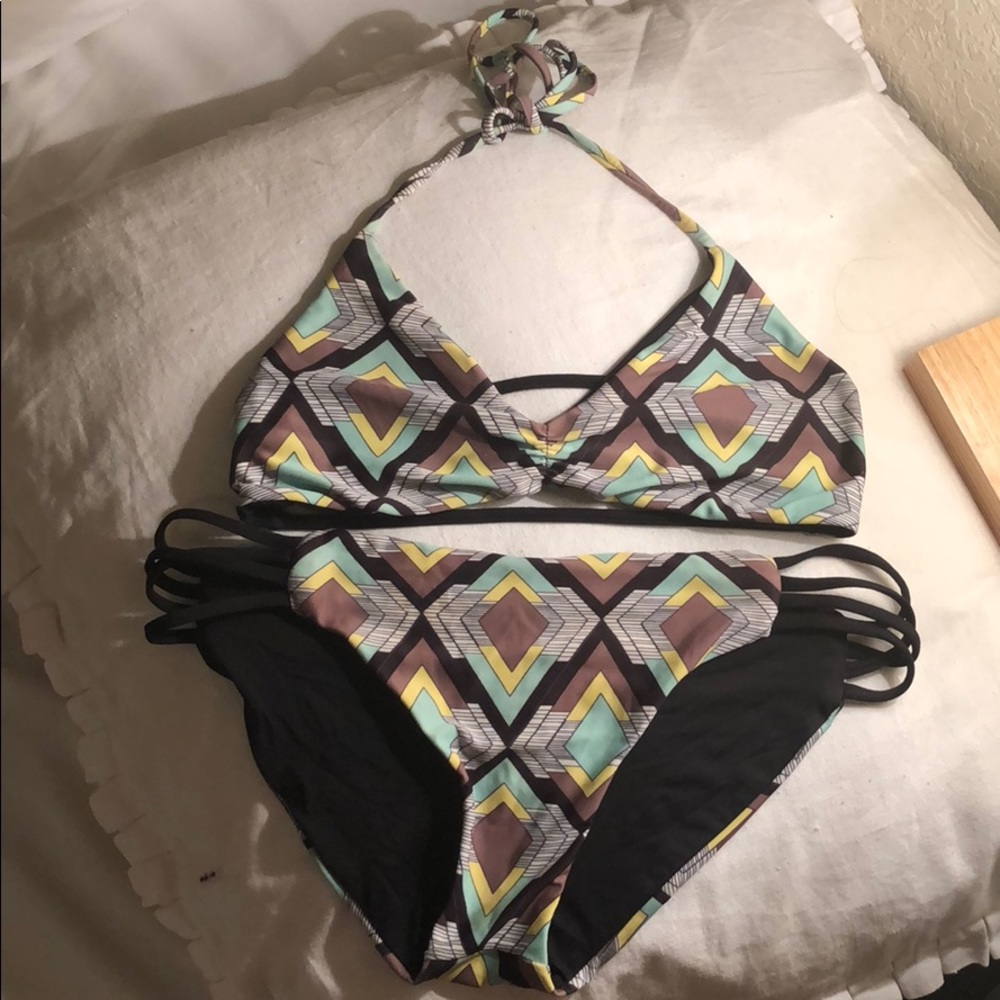 L space bikini set, size small